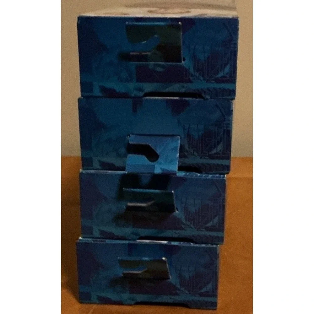 BRAND NEW LOT‎ 4DC COMICS 12